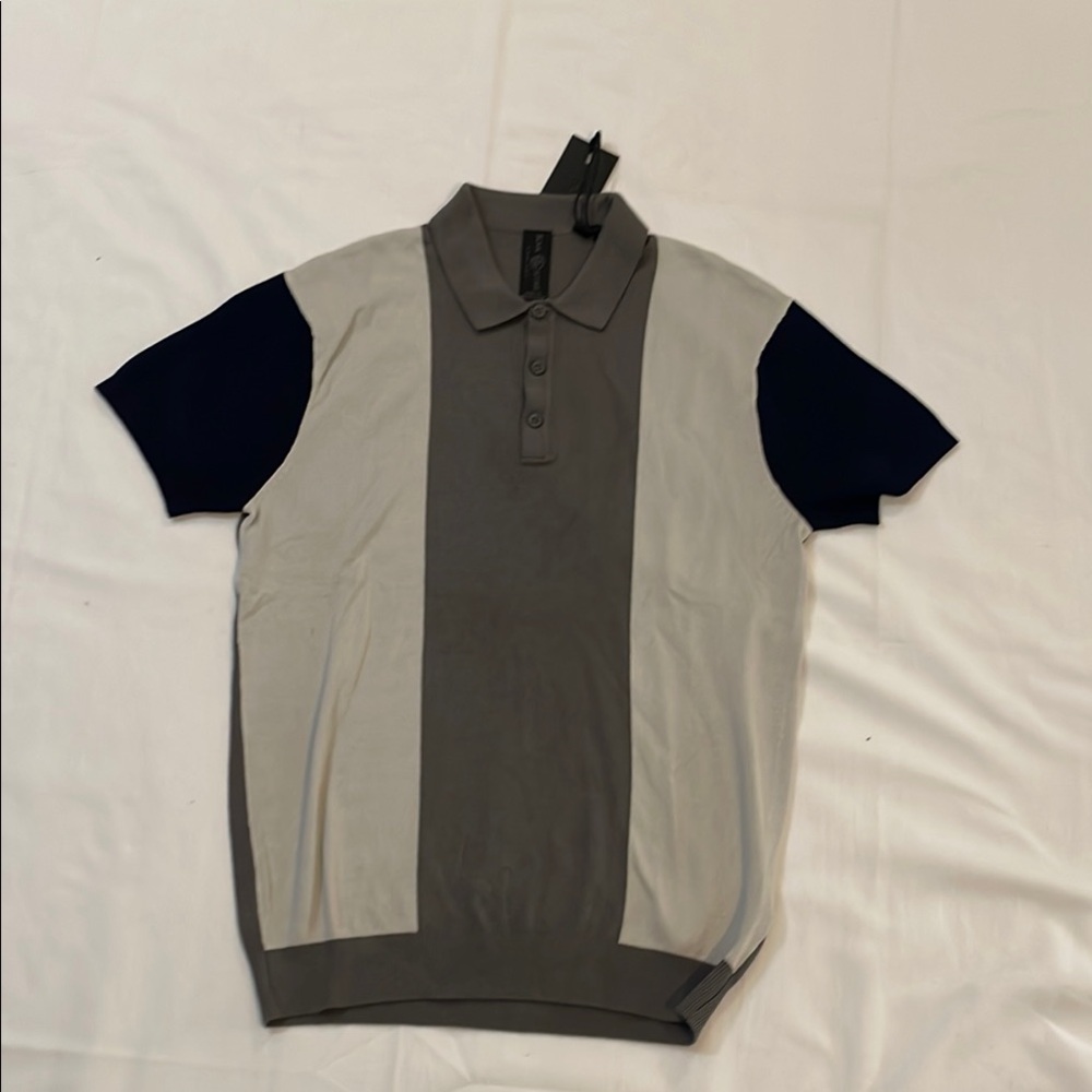 Classic Gray and Black Polo Shirt with Knit Fabric